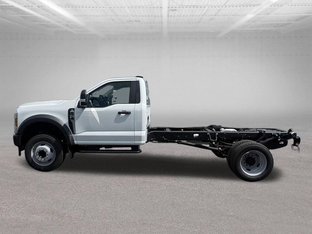 New 2026 Ford F550 2WD Regular Cab Super Duty image 9