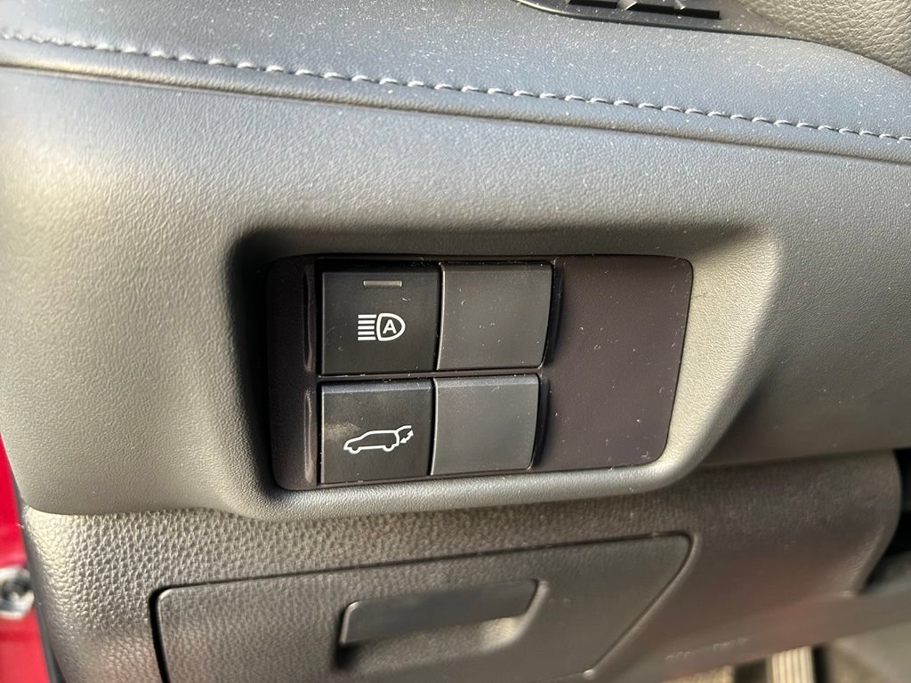 Used 2022 Toyota Highlander XSE FWD image 20