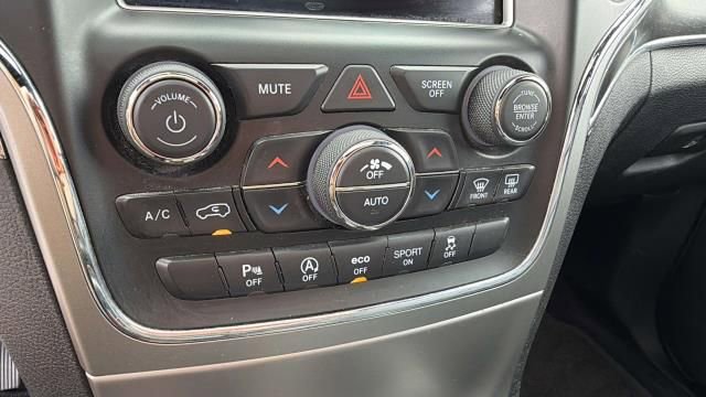 Used 2018 Jeep Grand Cherokee Limited AWD/4WD image 24