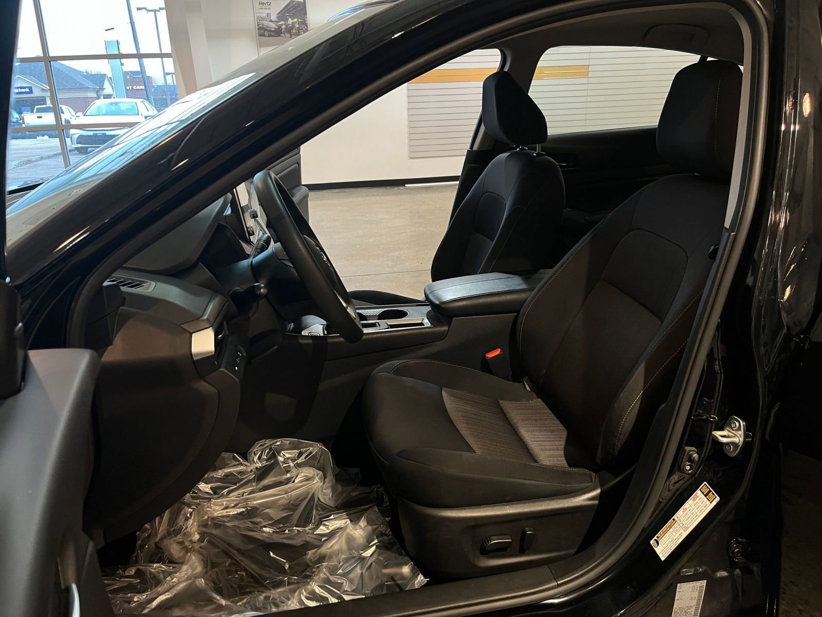 Used 2025 Nissan Altima 2.5 SV image 25