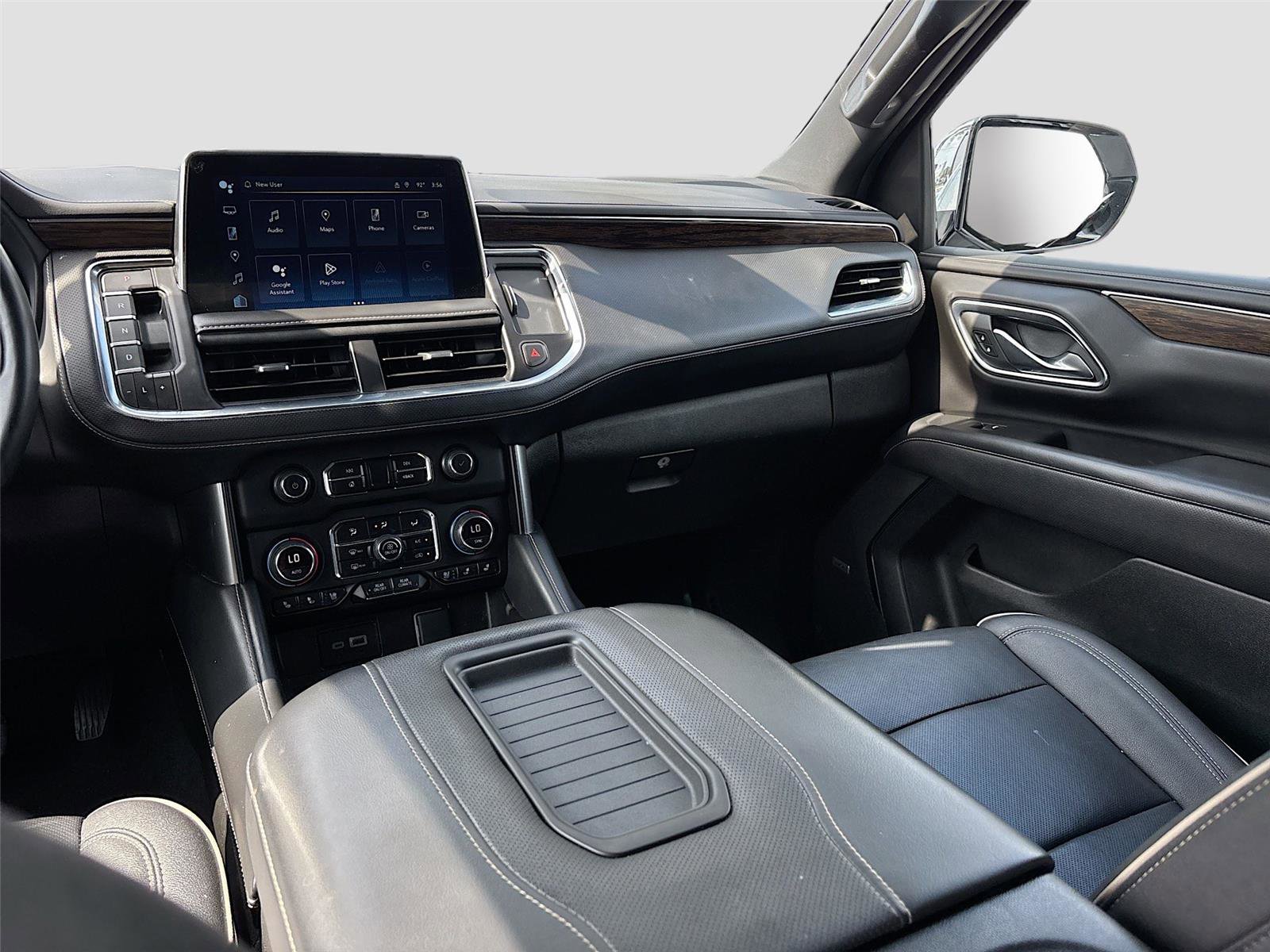 Used 2023 Chevrolet Suburban Premier image 28