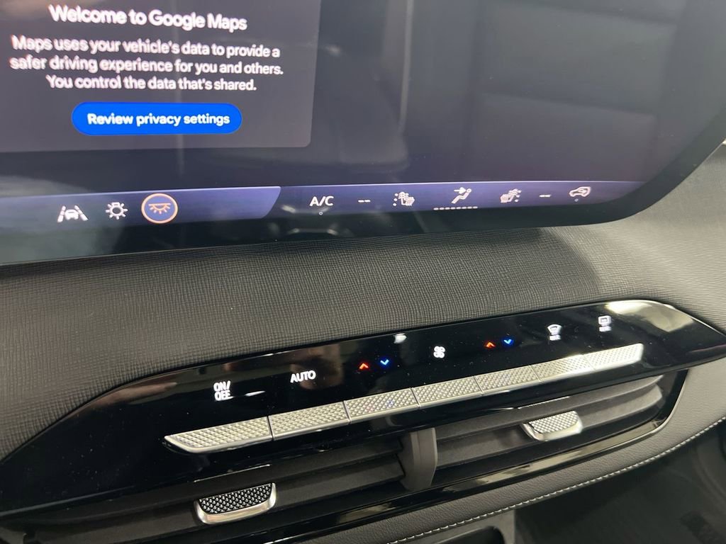 New 2026 Buick Enclave Sport Touring w/ Power Package AWD/4WD image 17