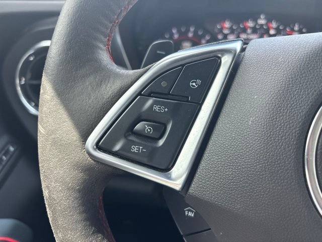 Used 2018 Chevrolet Camaro ZL1 RWD image 21