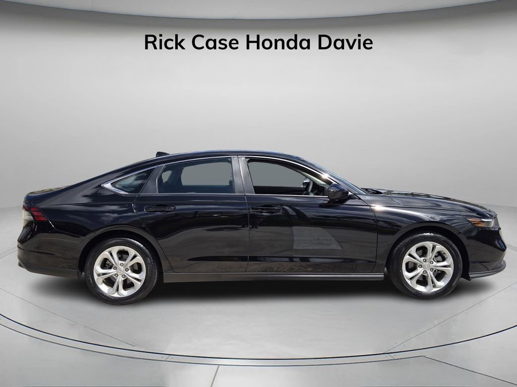 Certified 2024 Honda Accord LX image 3