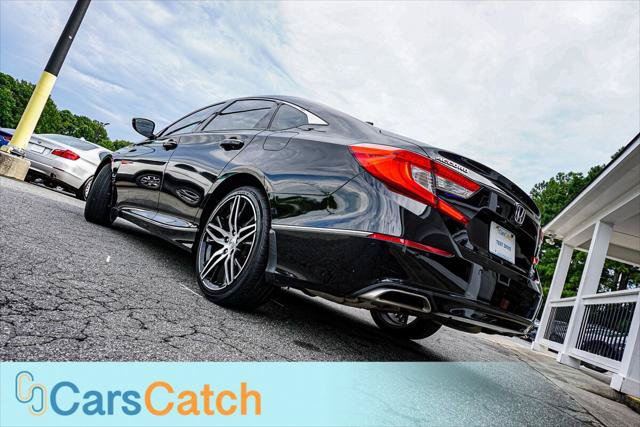 Used 2021 Honda Accord Touring image 4