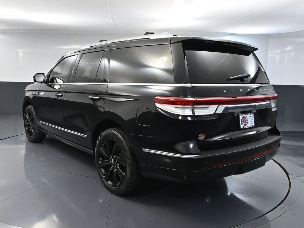 Used 2024 Lincoln Navigator Reserve w/ Equipment Group 201A image 9