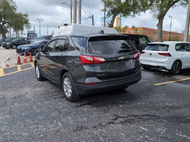 Used 2020 Chevrolet Equinox LS w/ LS Convenience Package AWD/4WD image 4