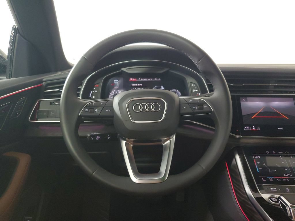 Used 2023 Audi Q8 Premium Plus w/ Premium Plus Package AWD/4WD image 16