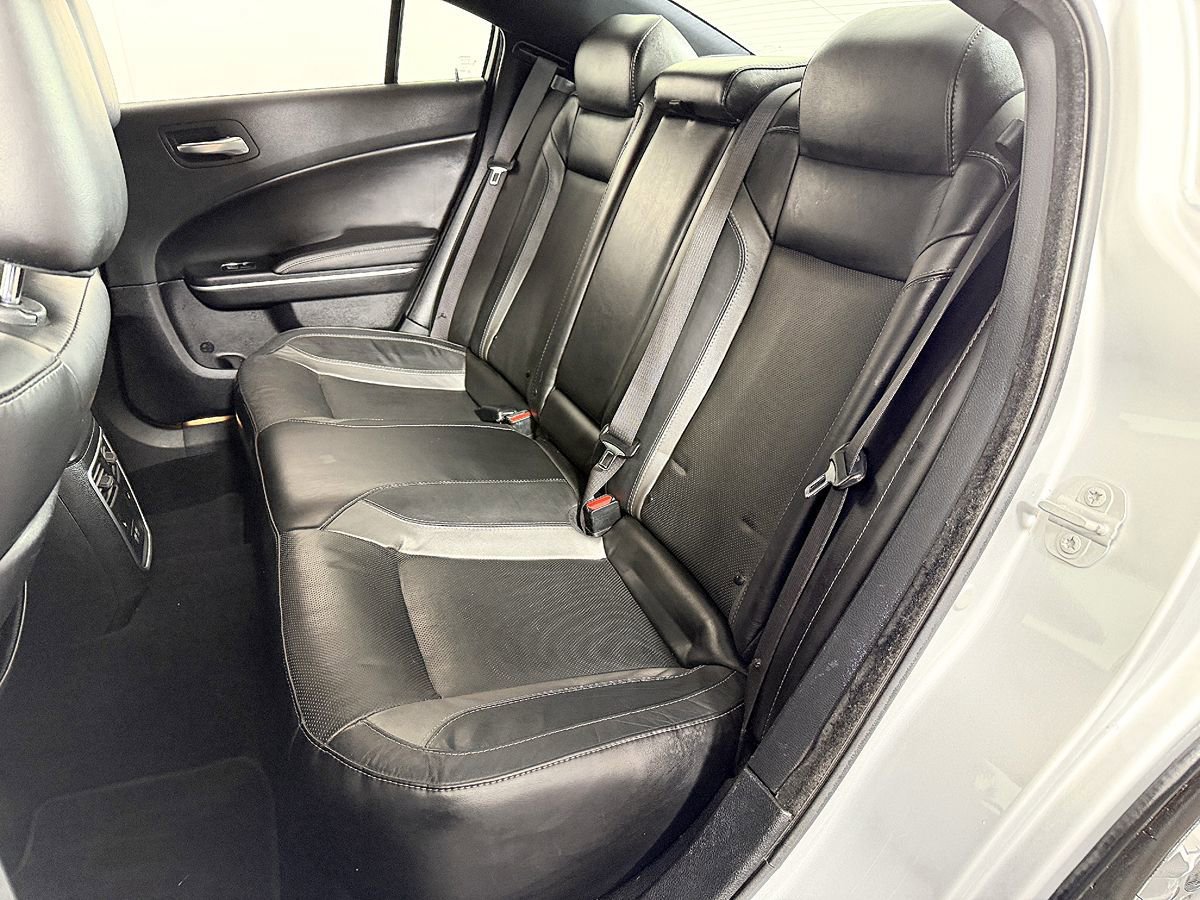 Used 2019 Dodge Charger SXT w/ Leather Interior Group RWD image 38