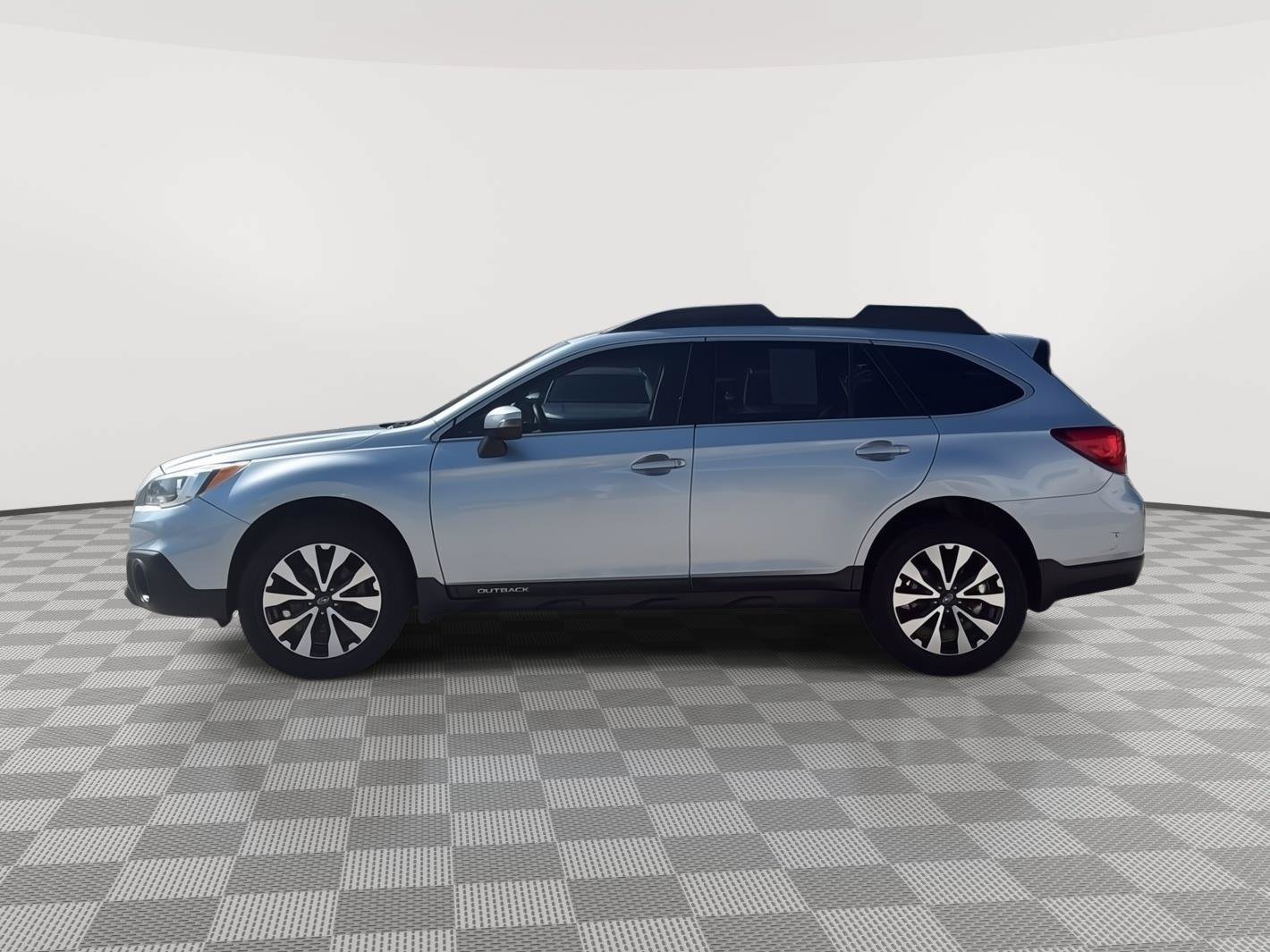 Used 2017 Subaru Outback 2.5i Limited w/ Popular Package #5 AWD/4WD image 14