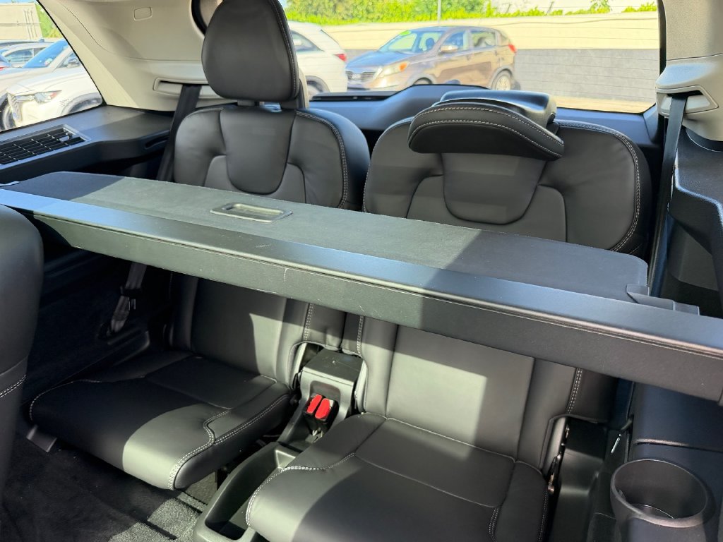 Used 2023 Volvo XC90 B6 Ultimate w/ Protection Package Premier AWD/4WD image 12