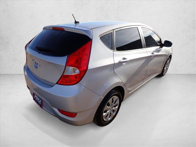 Used 2017 Hyundai Accent SE video 4