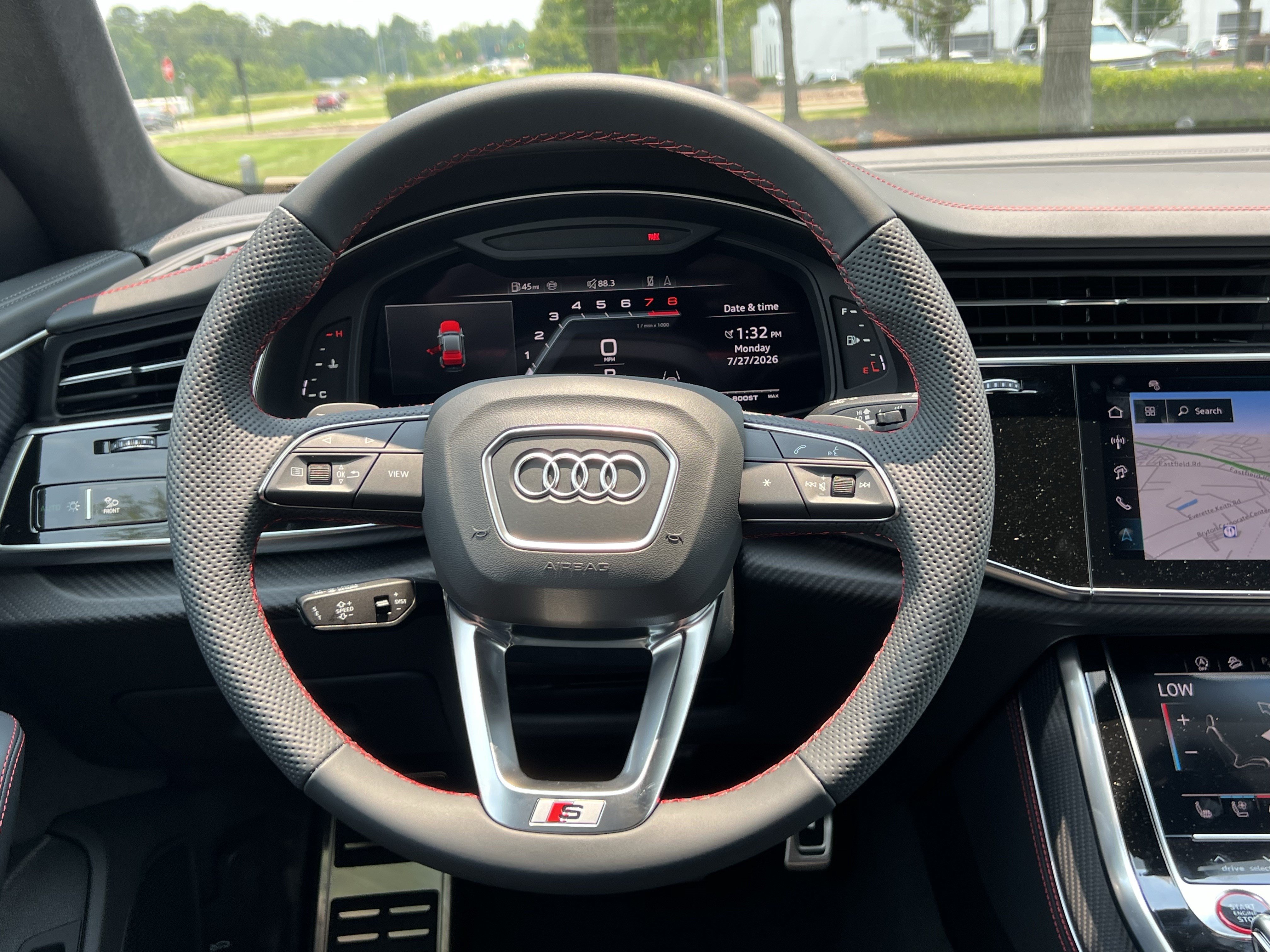 New 2026 Audi SQ8 Prestige AWD/4WD image 18