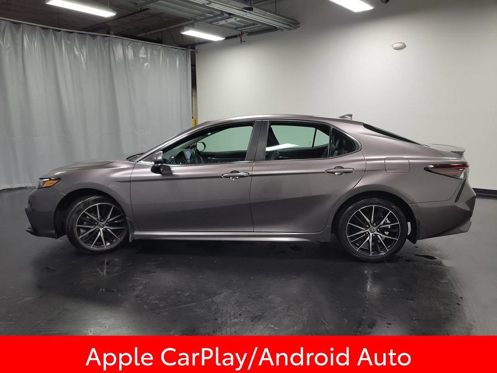 Used 2024 Toyota Camry SE AWD/4WD image 5