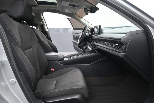 Used 2024 Honda Accord EX image 10
