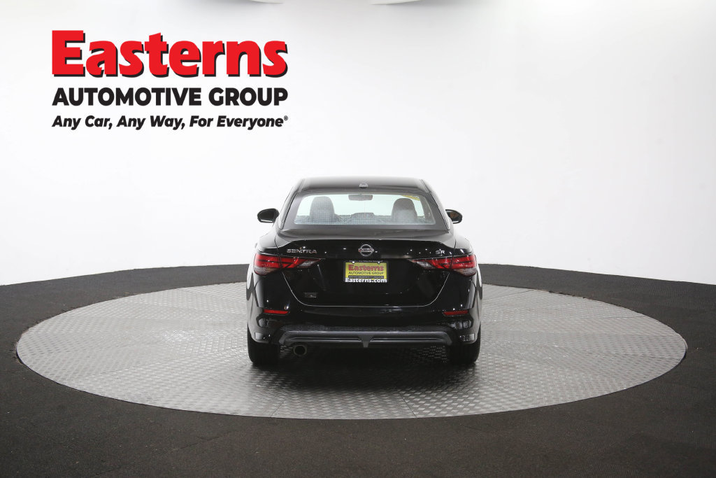 Used 2022 Nissan Sentra SR w/ SR Premium Package FWD image 41