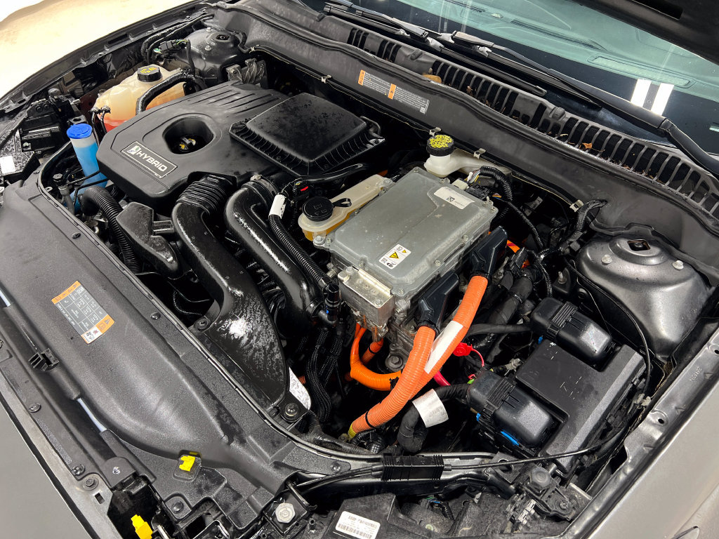 Used 2019 Ford Fusion Titanium FWD image 30