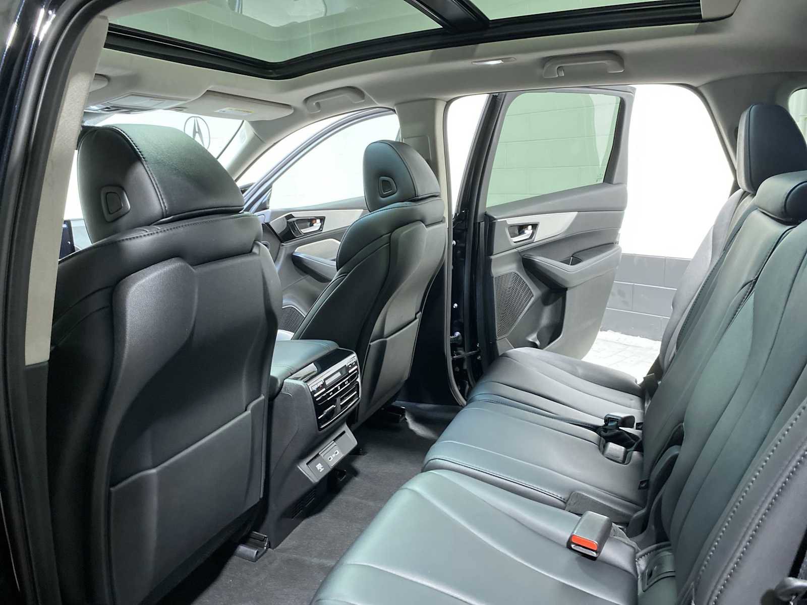 Certified 2023 Acura MDX SH-AWD image 12