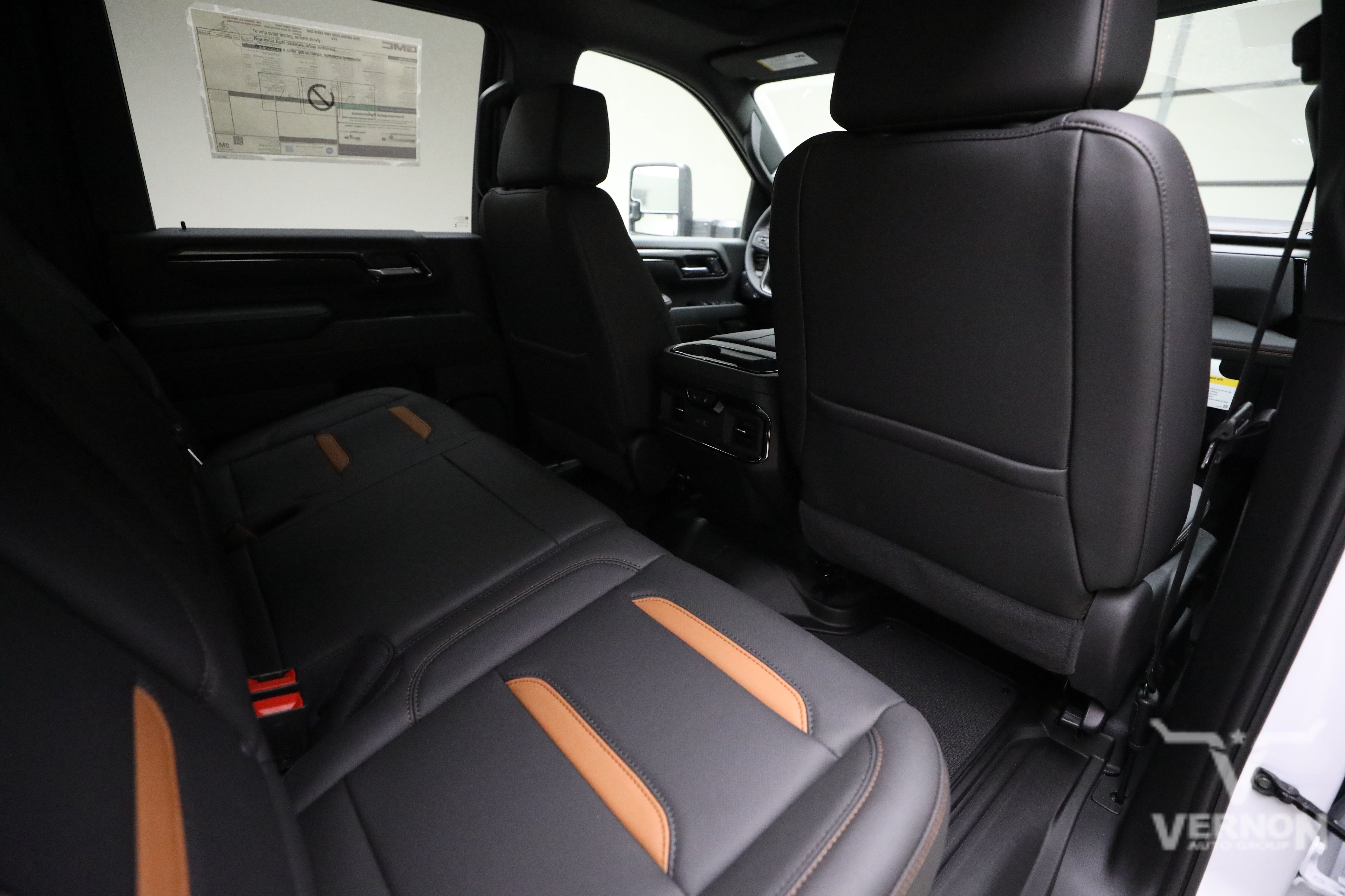 New 2026 GMC Sierra 2500 AT4 w/ Technology Package AWD/4WD image 12