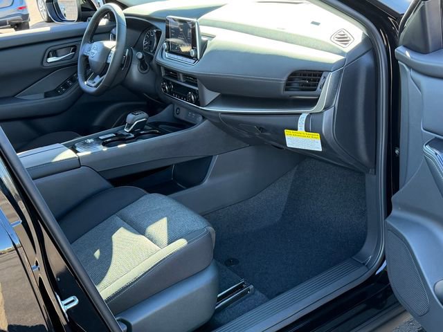 New 2026 Nissan Rogue SV FWD image 25