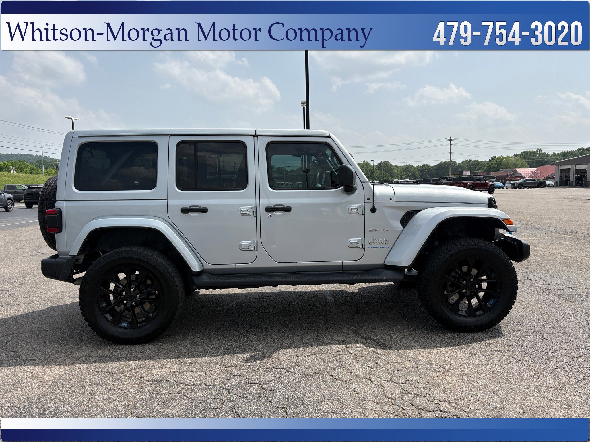 Used 2023 Jeep Wrangler Sahara AWD/4WD image 5