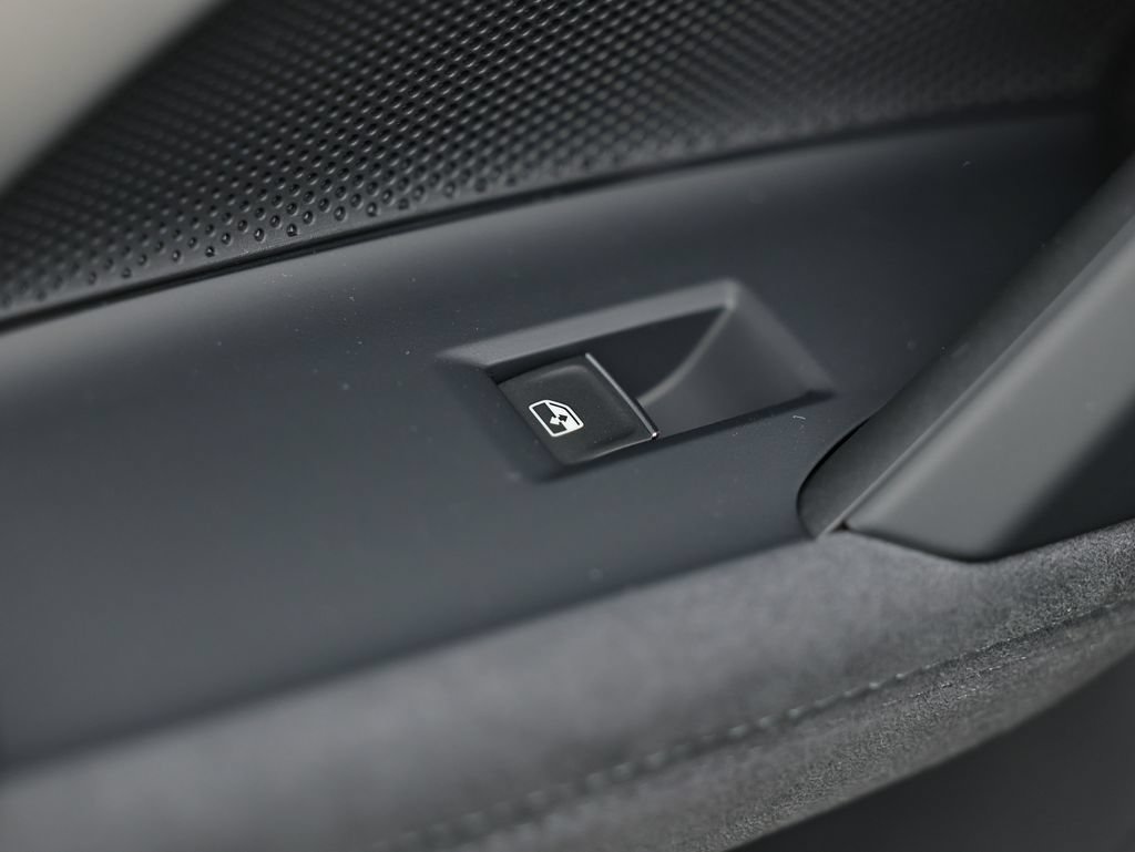 New 2026 Audi SQ5 Prestige AWD/4WD image 24