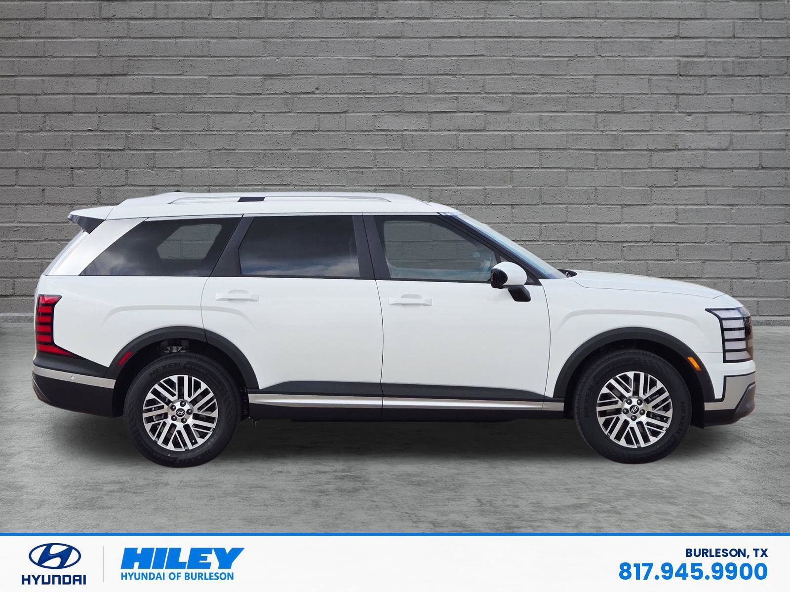 New 2026 Hyundai Palisade SEL FWD image 3