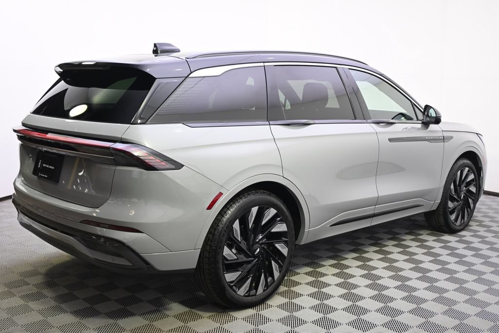 New 2026 Lincoln Nautilus Black Label w/ Jet Appearance Package AWD/4WD image 7