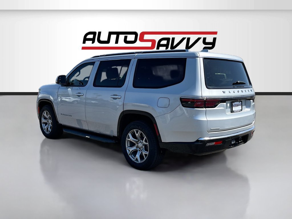 Used 2022 Jeep Wagoneer Series II AWD/4WD image 5