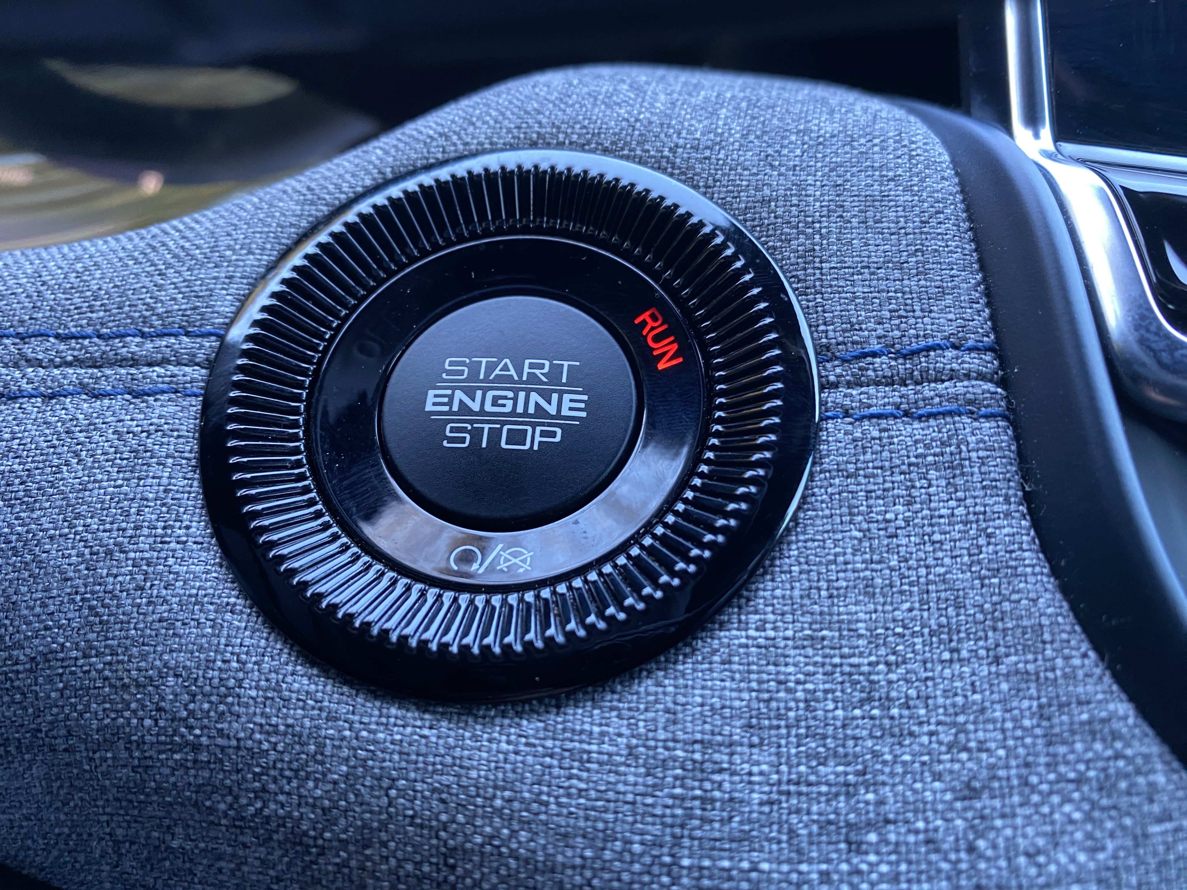 Used 2024 Jeep Compass Latitude image 27