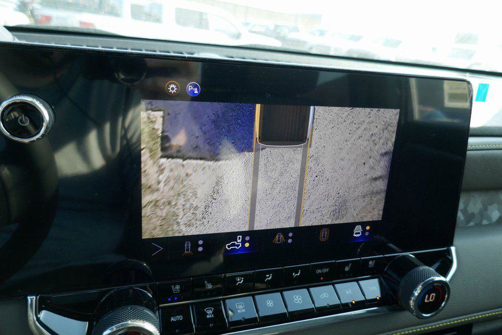 New 2026 Chevrolet Colorado ZR2 w/ Technology Package image 21