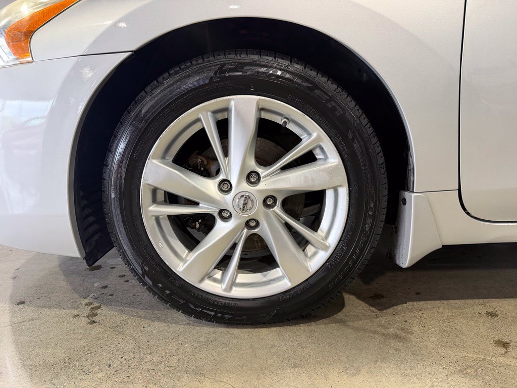Used 2014 Nissan Altima 2.5 SL w/ Technology Package FWD image 28
