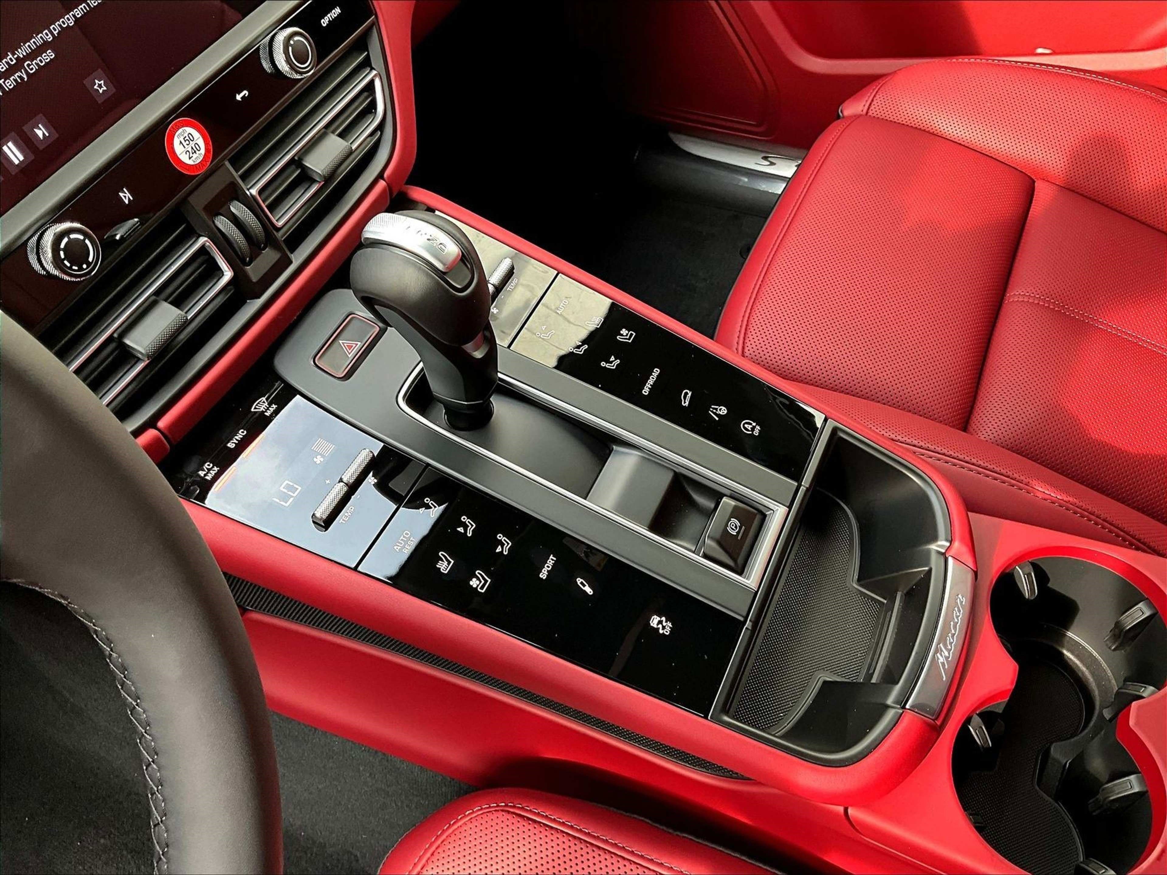 New 2026 Porsche Macan S image 11