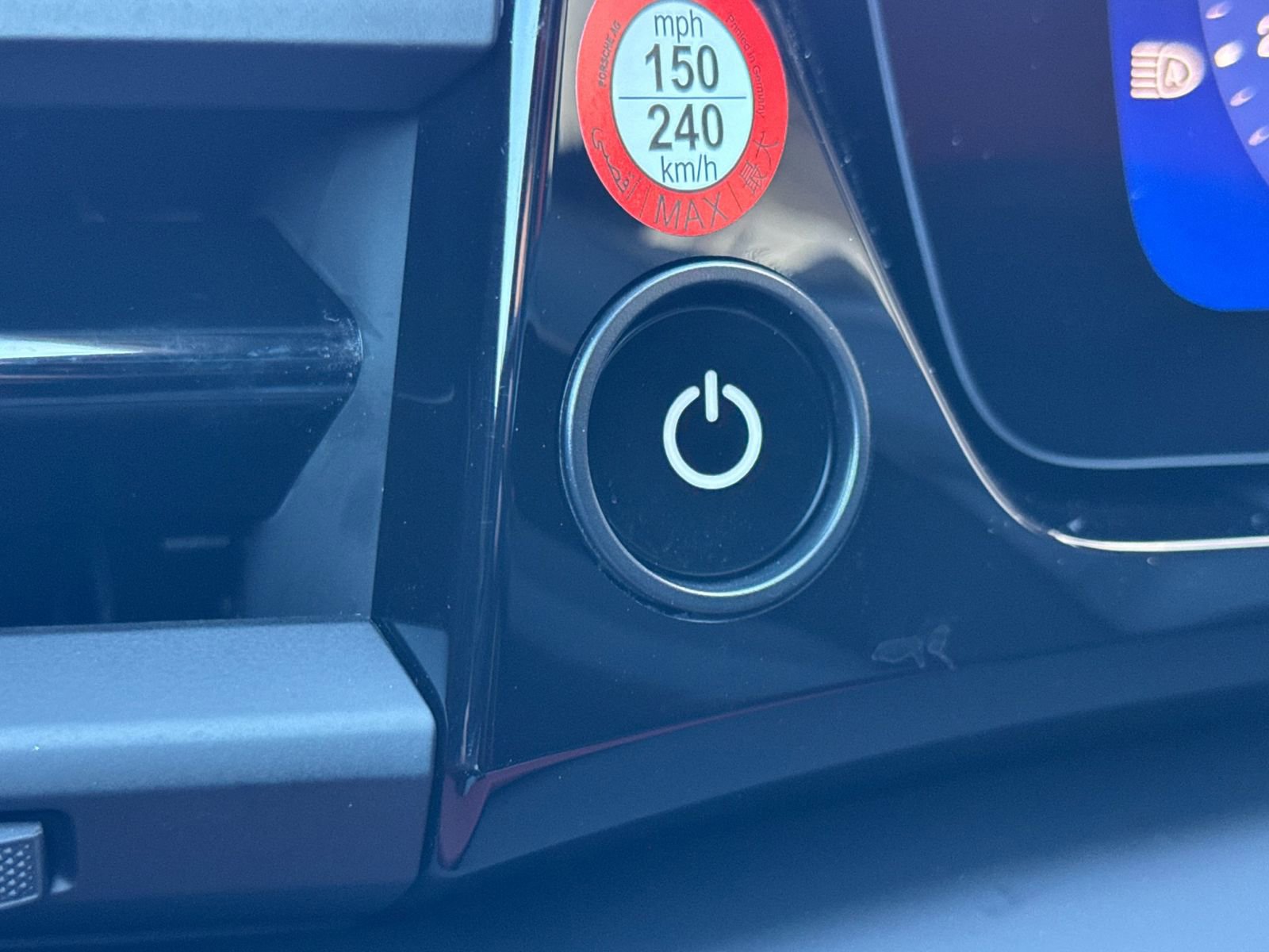 New 2025 Porsche Macan Turbo Electric image 27