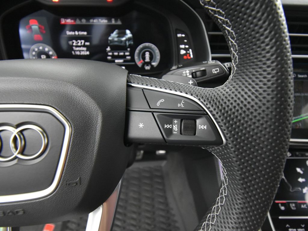 Used 2024 Audi SQ7 Premium Plus image 32
