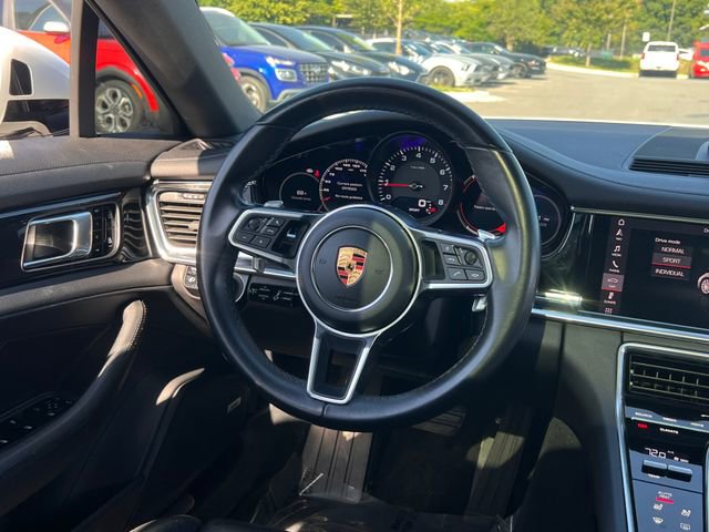 Used 2019 Porsche Panamera 4 AWD/4WD image 18