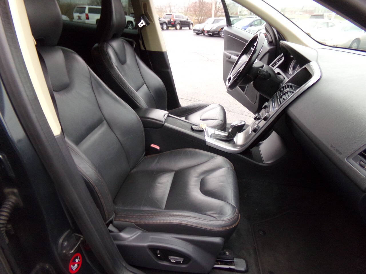 Used 2013 Volvo XC60 3.2 FWD image 43