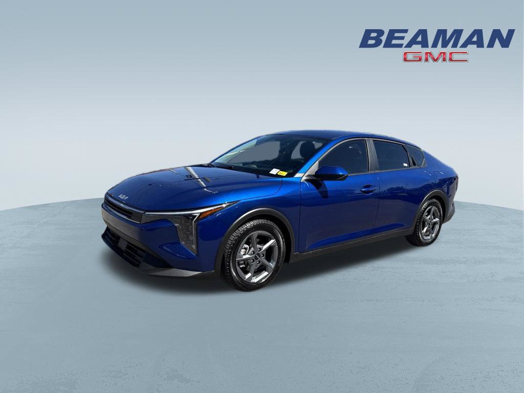 Used 2025 Kia K4 FWD image 3