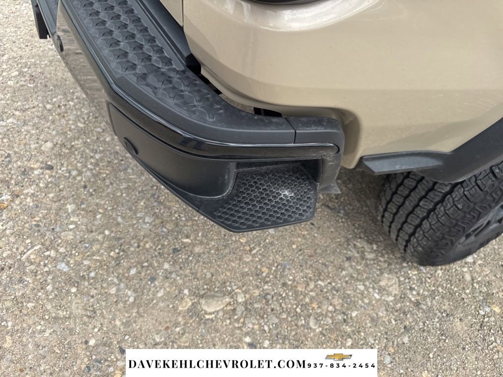 Used 2024 Chevrolet Colorado Trail Boss w/ Technology Package image 38