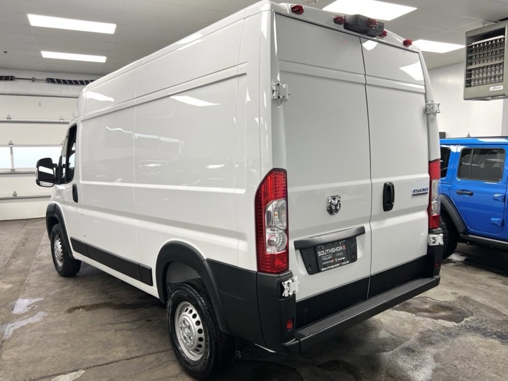 Used 2024 RAM ProMaster 1500 w/ Convenience Group image 5