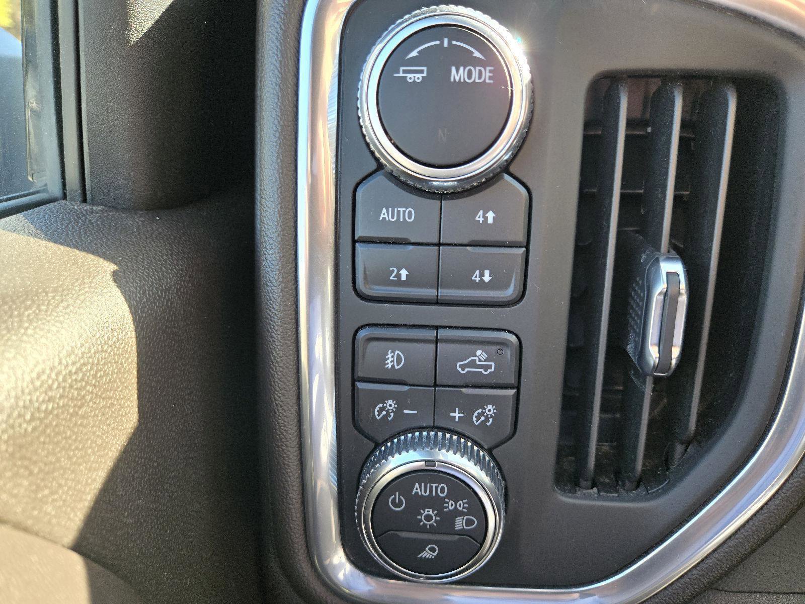 Used 2022 GMC Sierra 2500 SLT w/ SLT Convenience Package image 38