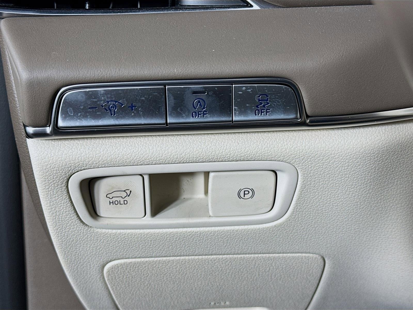 Certified 2024 Genesis GV80 3.5T image 10