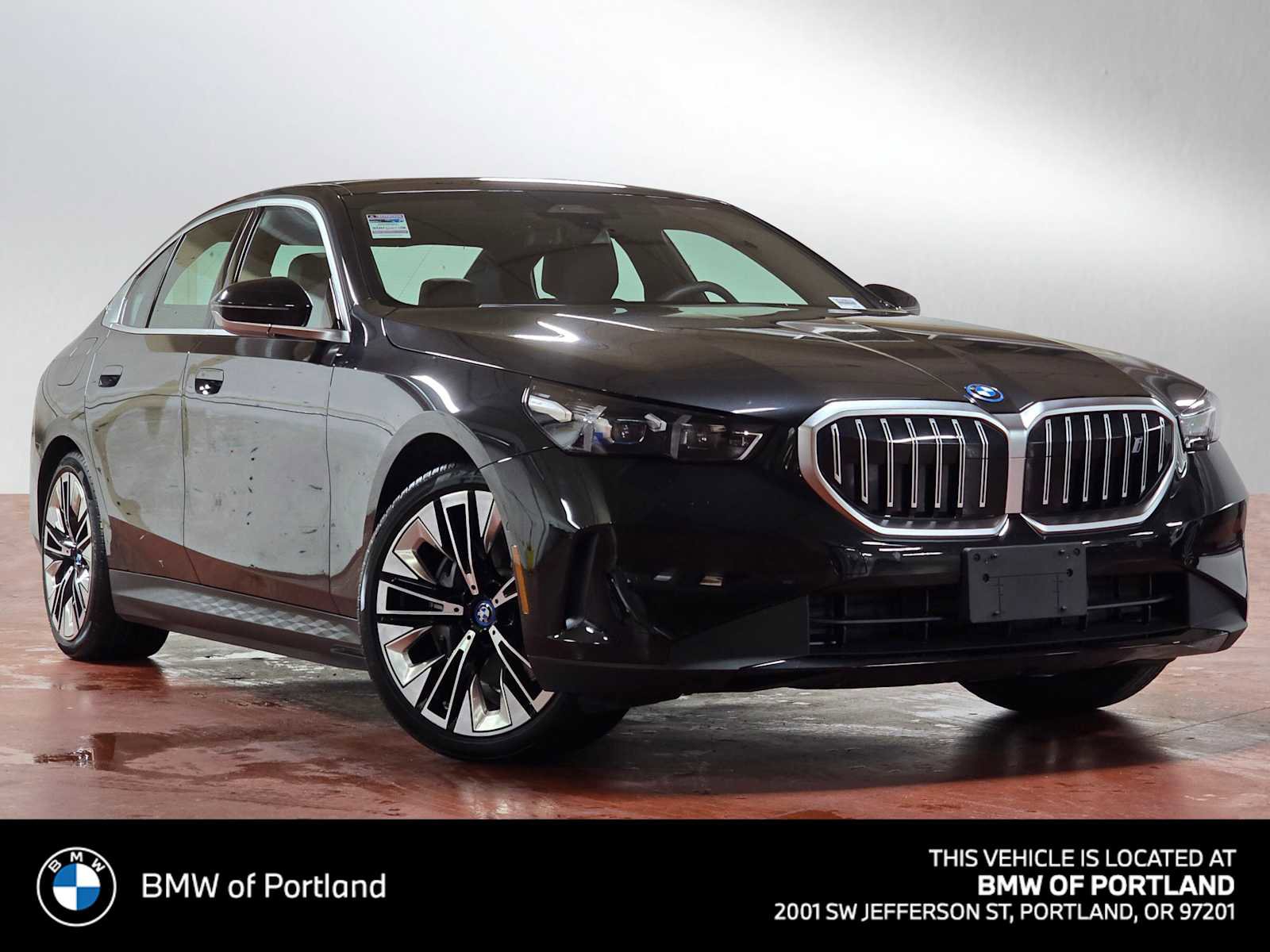 Used 2024 BMW i5 eDrive40i w/ Convenience Package