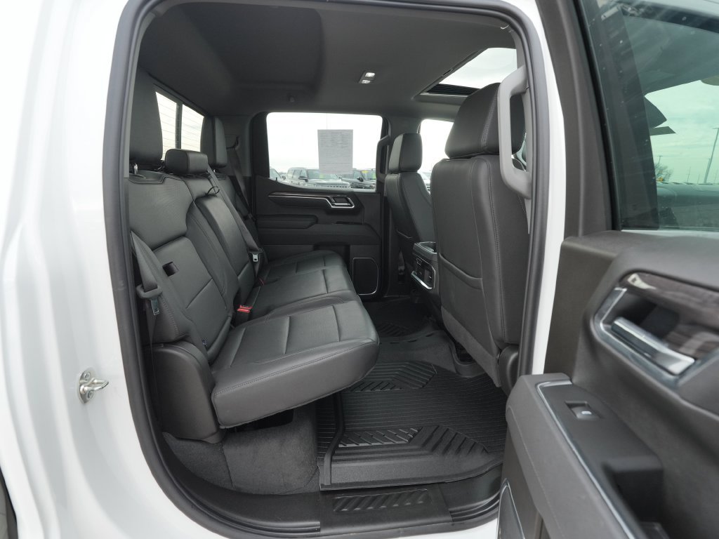 Used 2025 Chevrolet Silverado 1500 LTZ AWD/4WD image 26