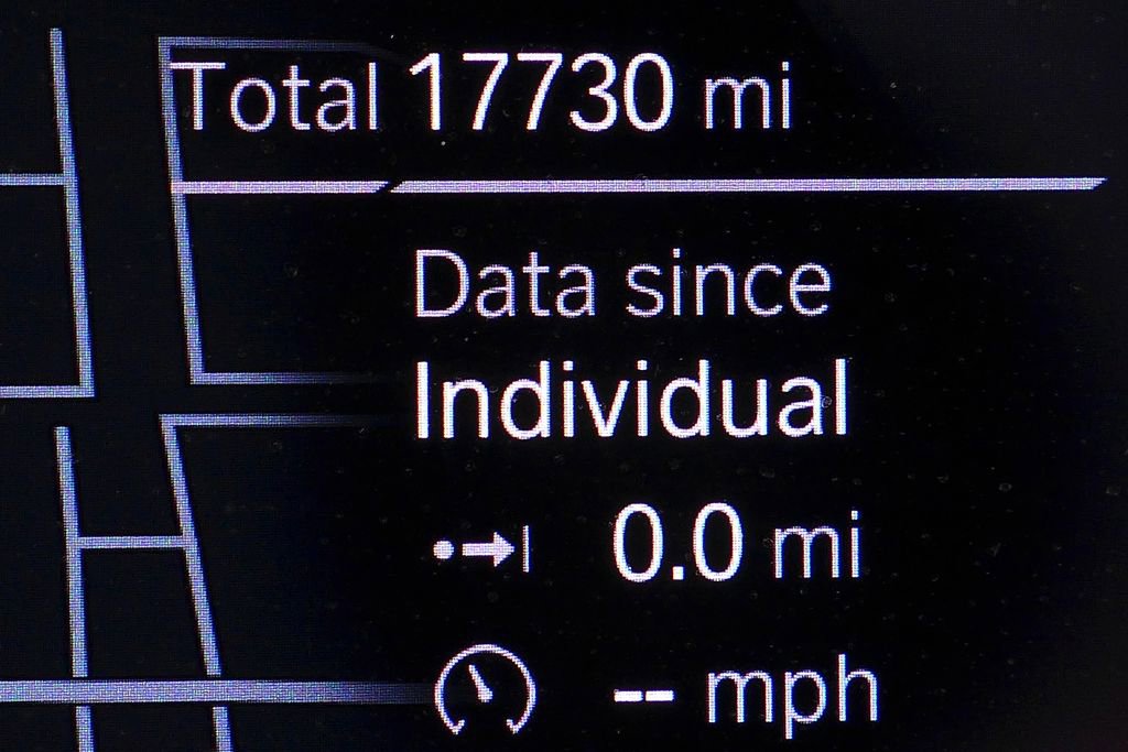 Certified 2023 BMW X3 sDrive30i w/ Convenience Package image 32