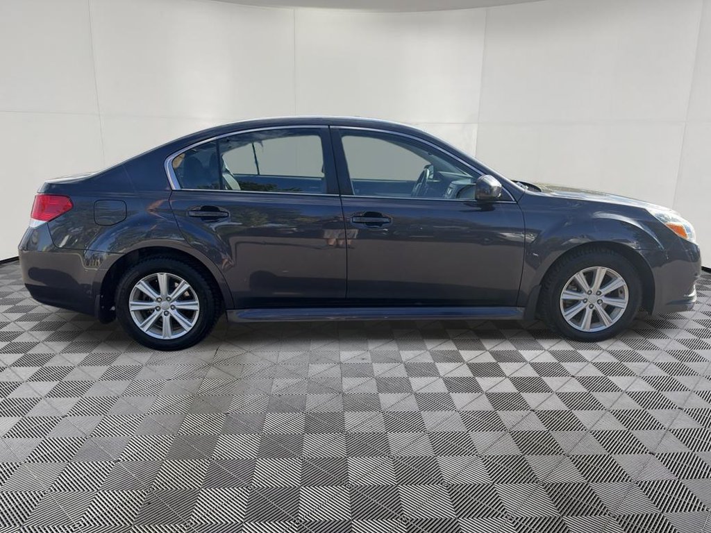 Used 2012 Subaru Legacy 2.5i Premium w/ All-Weather Pkg AWD/4WD image 10