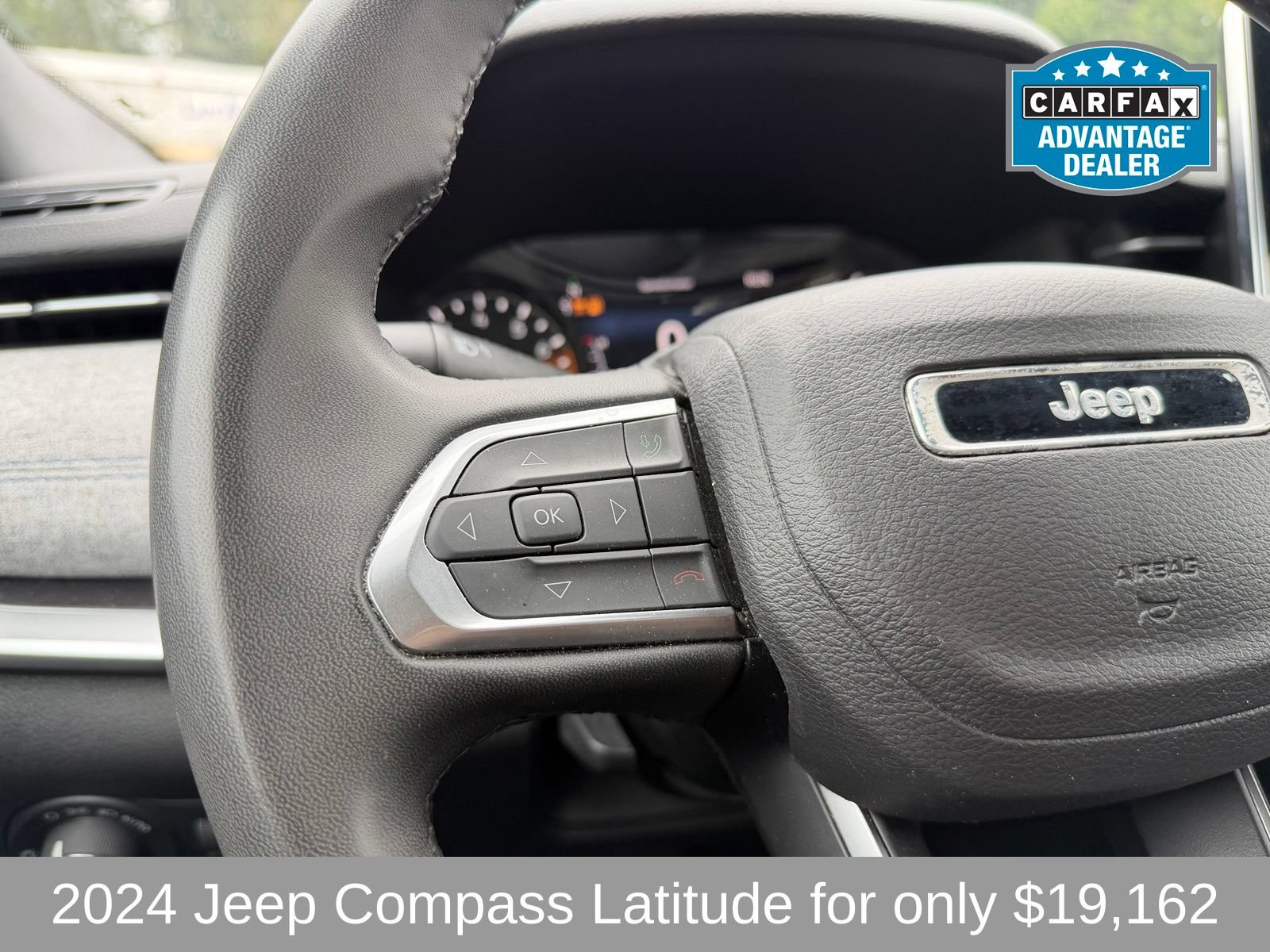 Used 2024 Jeep Compass Latitude AWD/4WD image 13