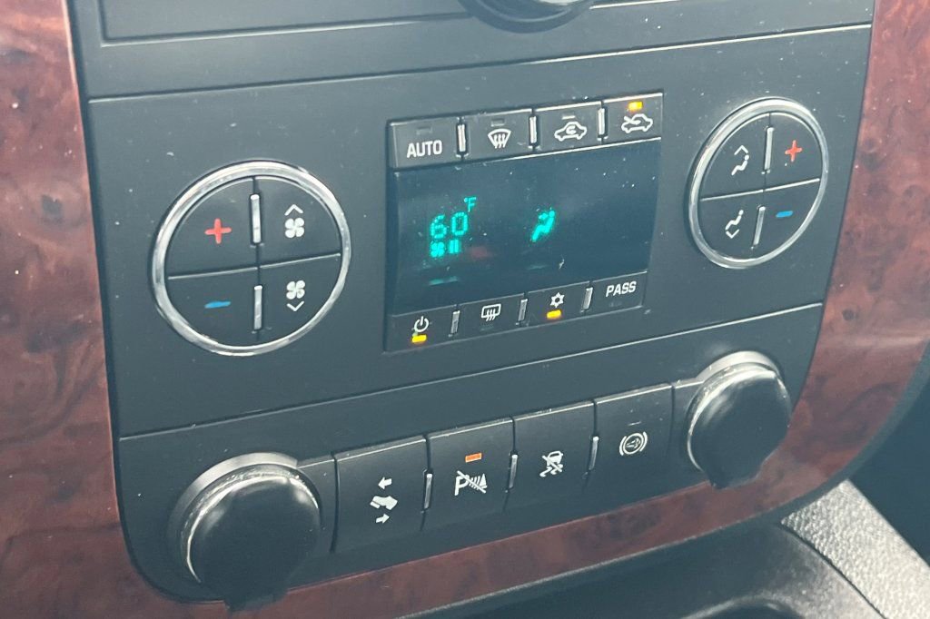 Used 2011 Chevrolet Silverado 3500 LTZ w/ LTZ Plus Package AWD/4WD image 15