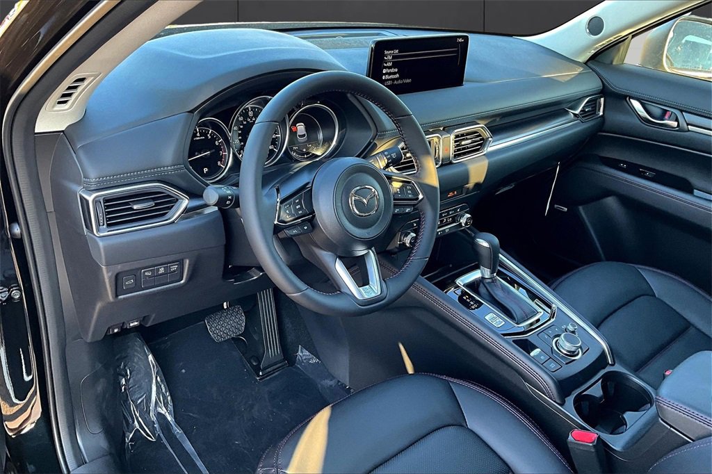 New 2025 MAZDA CX-5 Carbon Edition image 6