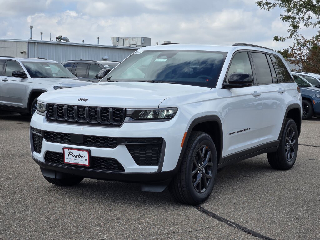 New 2027 Jeep Grand Cherokee Altitude AWD/4WD image 5